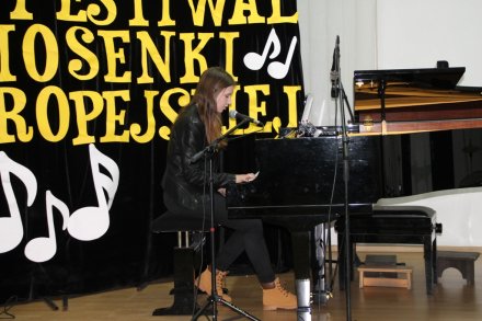 Uczestniczka VII Festiwalu Piosenki Europejskiej